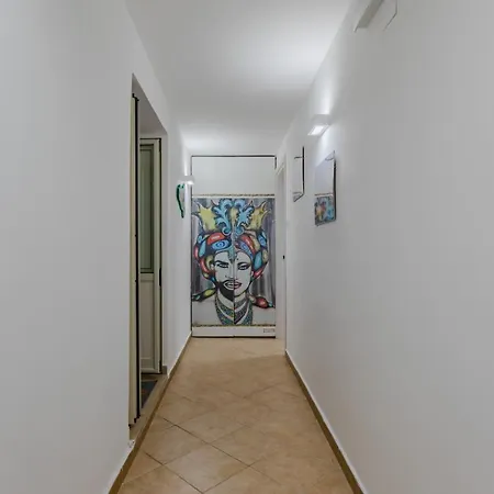 Sicily House - Cozy Near Ballaro Market Apartment Palermo